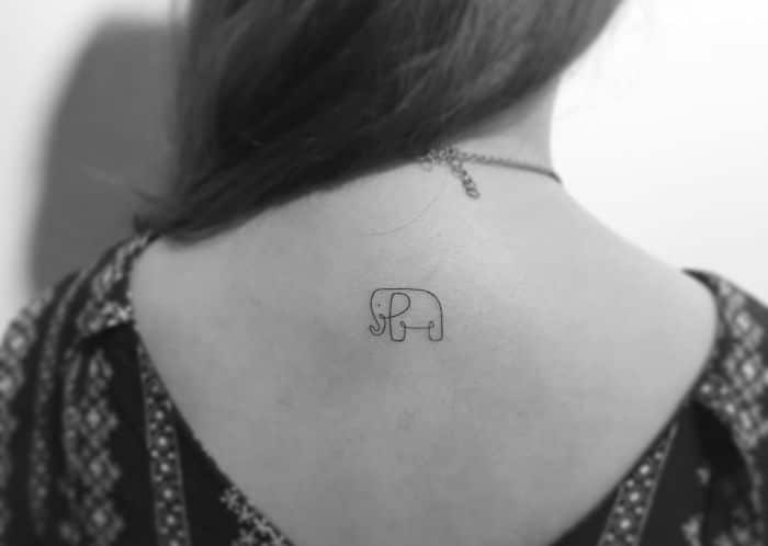 Tatuajes minimalistas: elefante