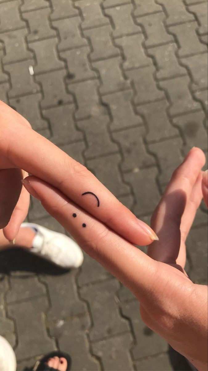 tatuajes para parejas carita feliz
