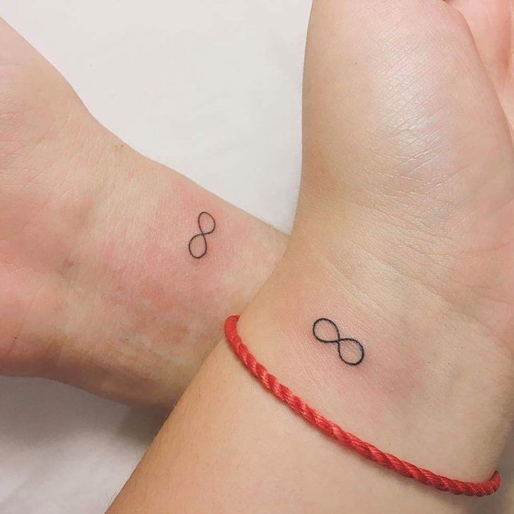 tatuaje de simbolo del infinito para parejas